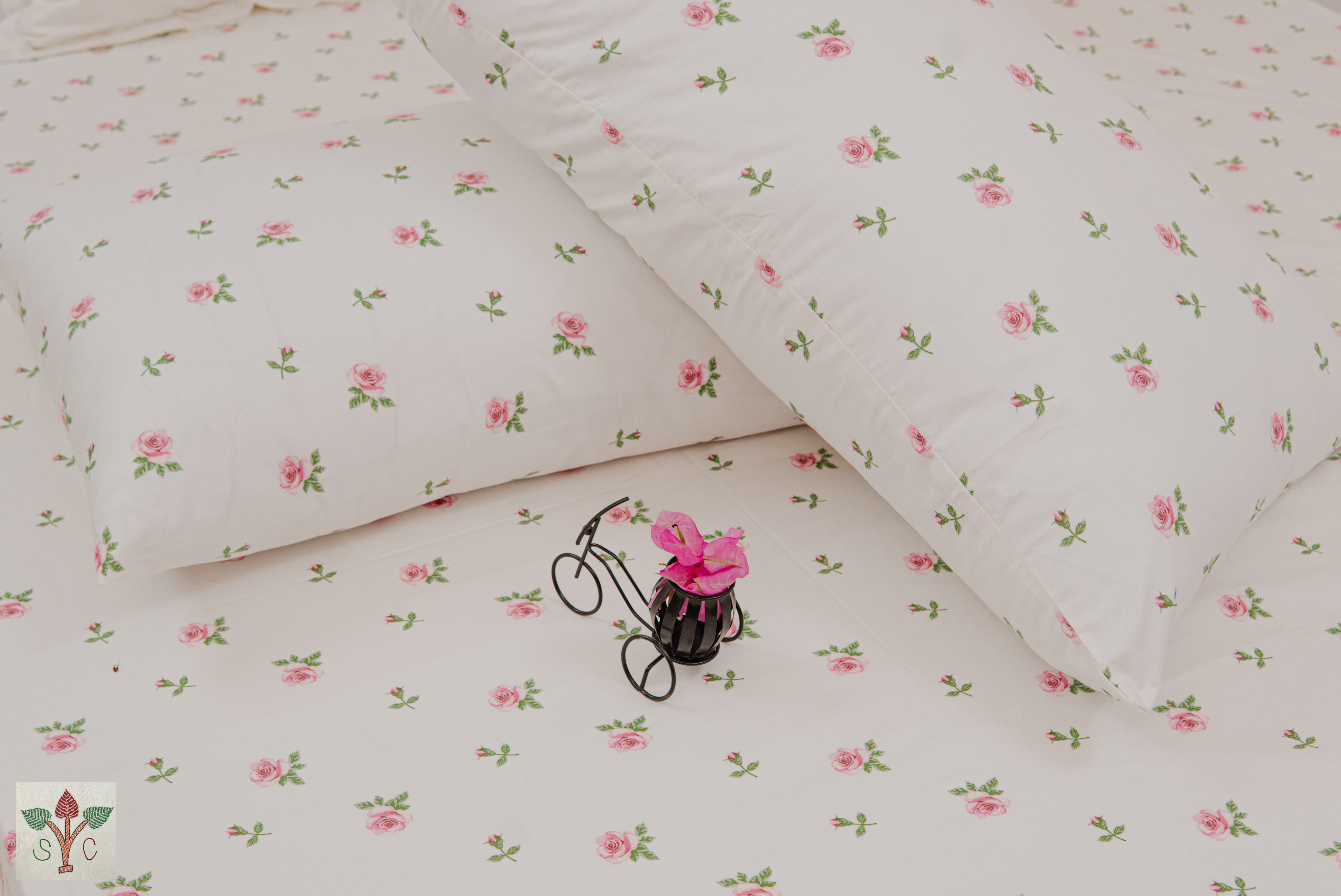 Pink Flowers Bedding - Image 7
